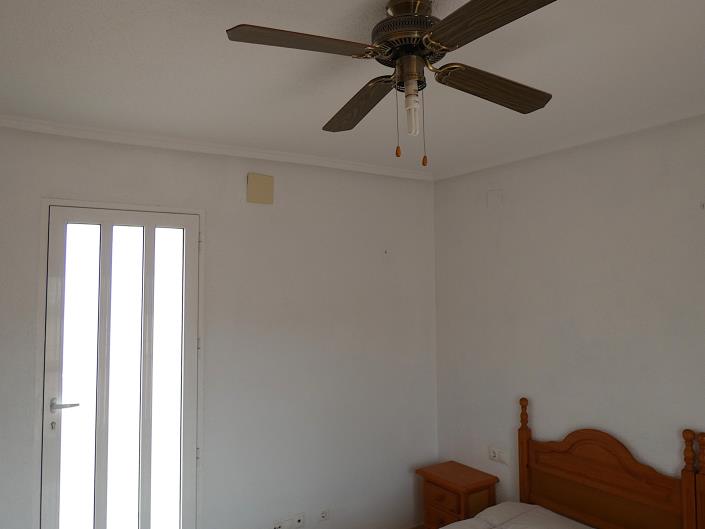 Image No.37-3 Bed Villa / Detached for sale