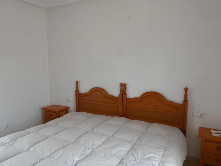 Image No.38-3 Bed Villa / Detached for sale