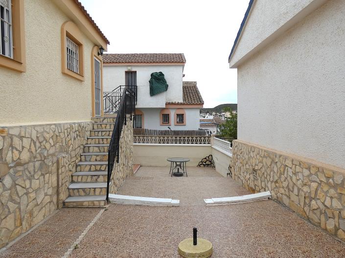 Image No.43-3 Bed Villa / Detached for sale