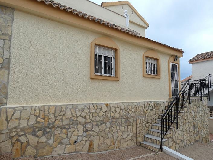 Image No.44-3 Bed Villa / Detached for sale