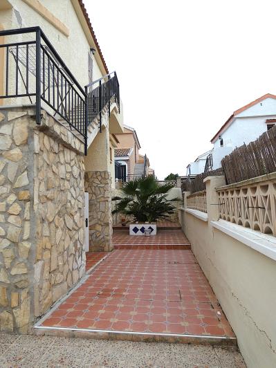 Image No.45-3 Bed Villa / Detached for sale
