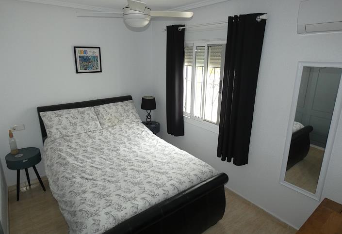 Image No.13-2 Bed House/Villa for sale