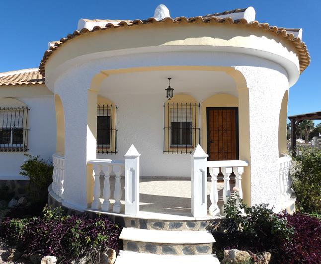 Image No.9-3 Bed Villa / Detached for sale