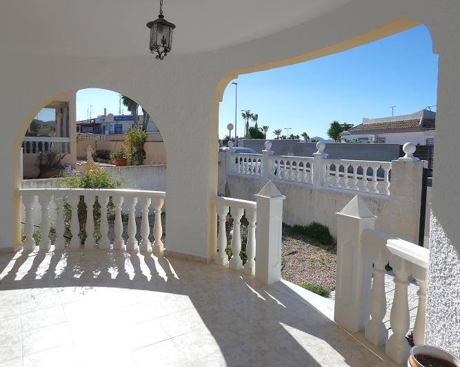 Image No.12-3 Bed Villa / Detached for sale