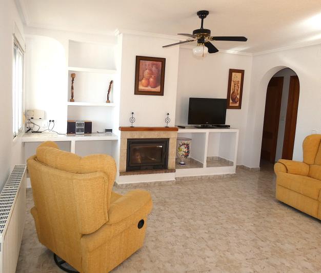 Image No.14-3 Bed Villa / Detached for sale