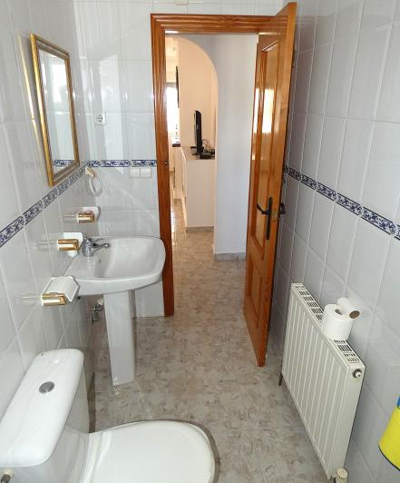 Image No.29-3 Bed Villa / Detached for sale