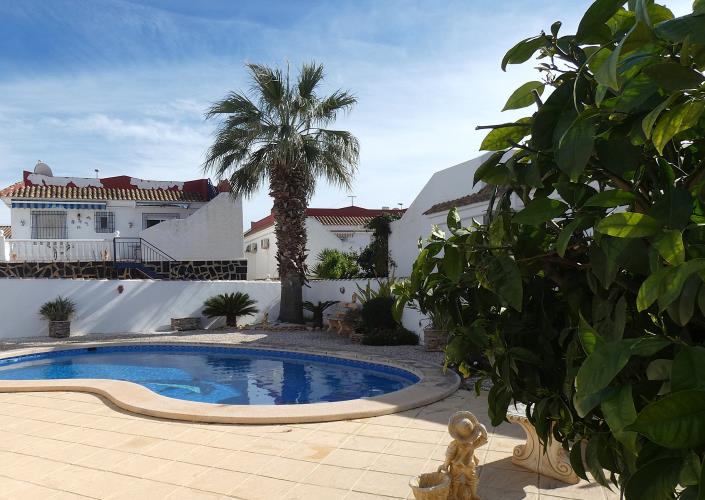 Image No.52-3 Bed Villa / Detached for sale