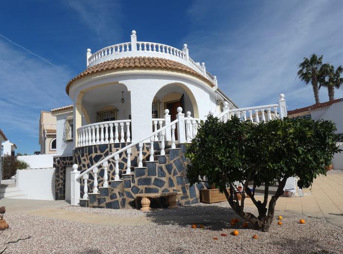 Image No.6-3 Bed Villa / Detached for sale