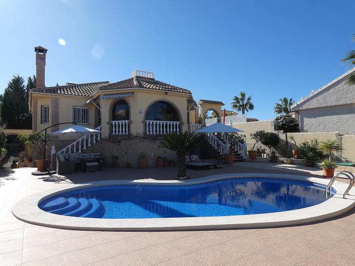 Image No.6-3 Bed Villa / Detached for sale