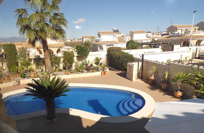 Image No.10-3 Bed Villa / Detached for sale