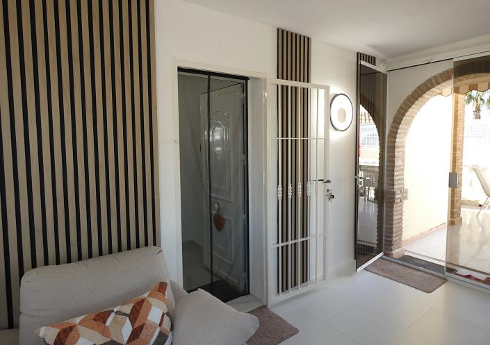 Image No.11-3 Bed Villa / Detached for sale