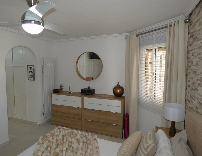 Image No.16-3 Bed Villa / Detached for sale