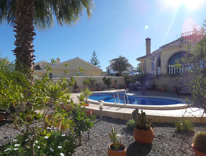 Image No.46-3 Bed Villa / Detached for sale