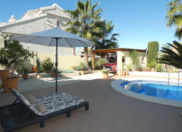 Image No.50-3 Bed Villa / Detached for sale