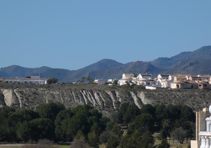 Image No.59-3 Bed Villa / Detached for sale