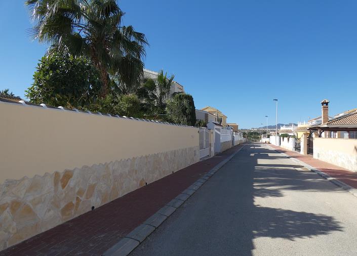 Image No.61-3 Bed Villa / Detached for sale