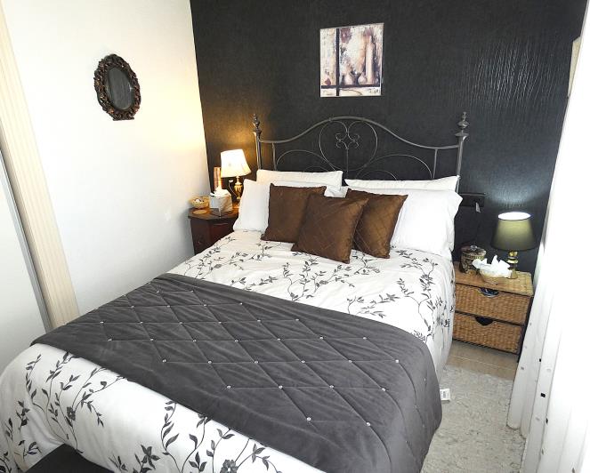 Image No.18-2 Bed Villa for sale