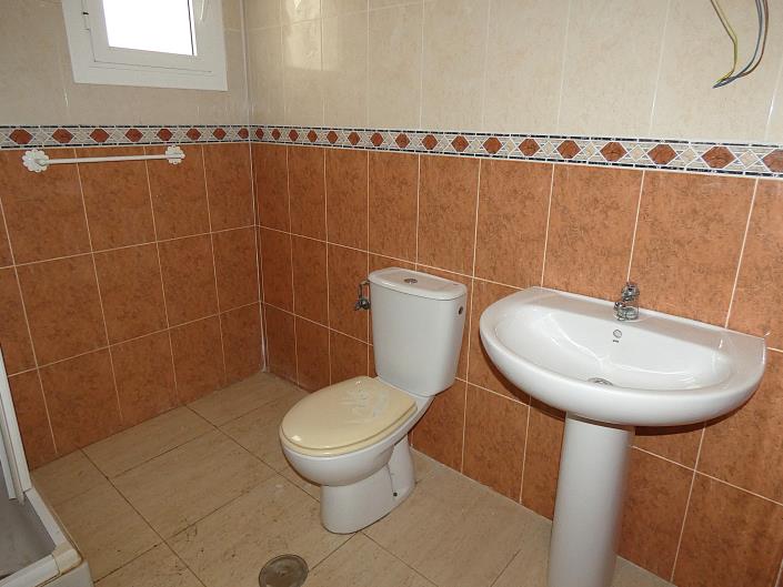 Image No.18-2 Bed Villa for sale