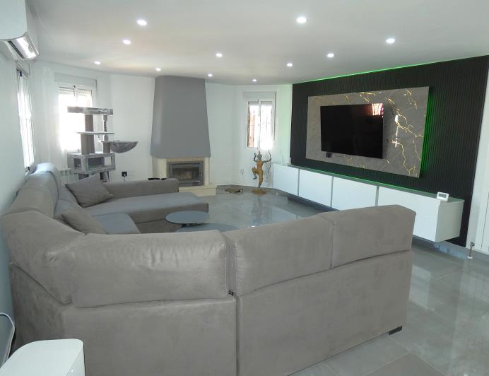 Image No.3-4 Bed Villa / Detached for sale