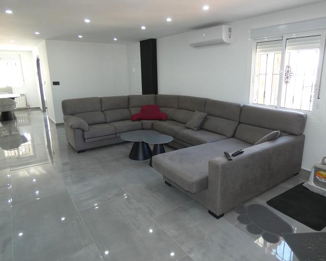 Image No.12-4 Bed Villa / Detached for sale