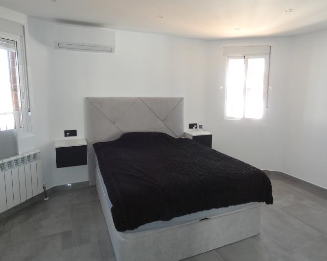 Image No.16-4 Bed Villa / Detached for sale