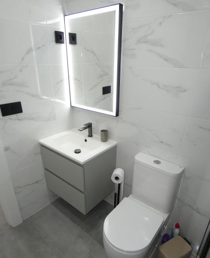 Image No.27-4 Bed Villa / Detached for sale