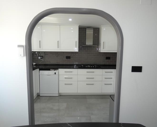 Image No.33-4 Bed Villa / Detached for sale