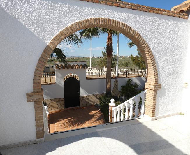 Image No.47-4 Bed Villa / Detached for sale