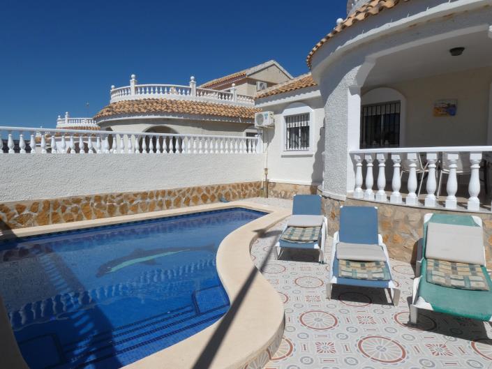 Image No.8-3 Bed Villa / Detached for sale