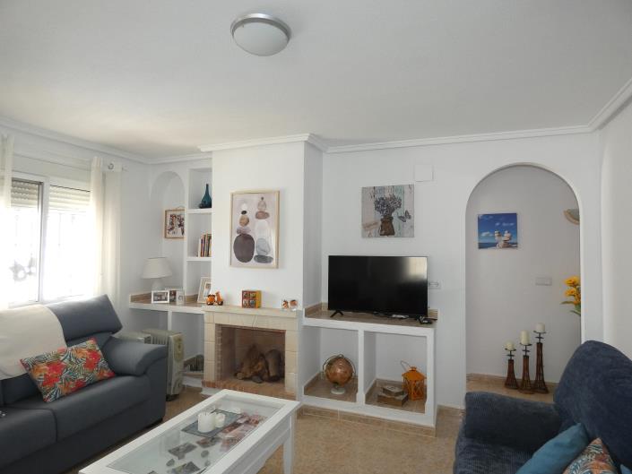 Image No.14-3 Bed Villa / Detached for sale