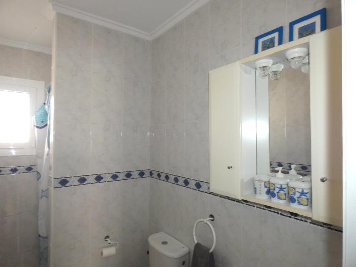 Image No.24-3 Bed Villa / Detached for sale