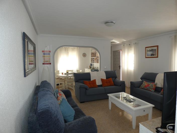 Image No.27-3 Bed Villa / Detached for sale