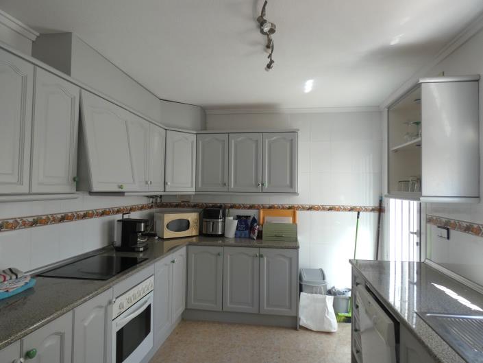 Image No.32-3 Bed Villa / Detached for sale