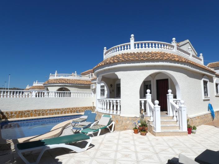 Image No.54-3 Bed Villa / Detached for sale