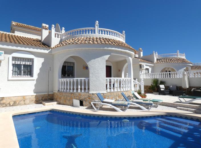 Image No.55-3 Bed Villa / Detached for sale