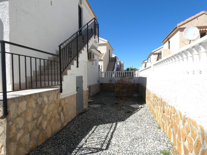 Image No.60-3 Bed Villa / Detached for sale