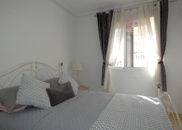 Image No.21-3 Bed Villa / Detached for sale