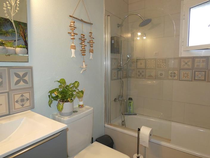 Image No.23-3 Bed Villa / Detached for sale