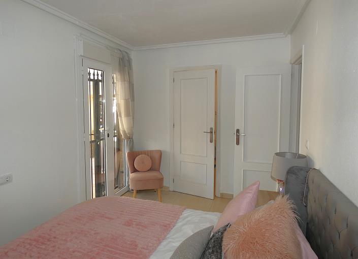 Image No.26-3 Bed Villa / Detached for sale