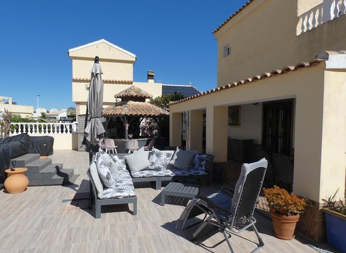 Image No.33-3 Bed Villa / Detached for sale