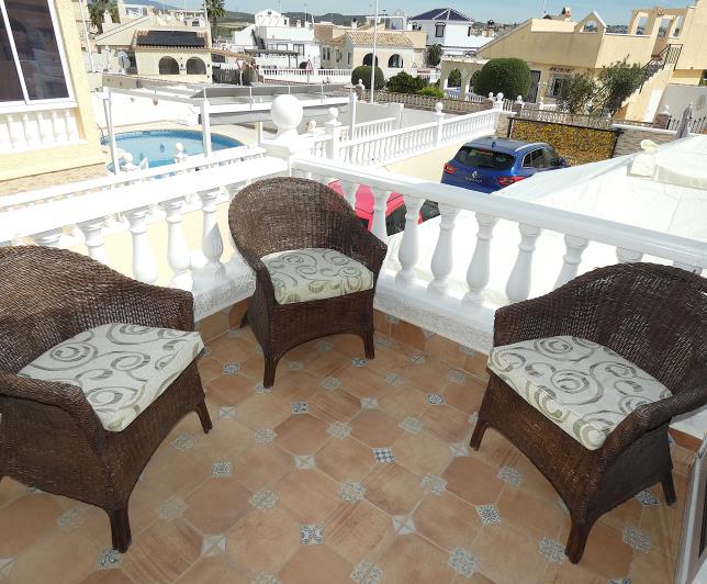 Image No.10-2 Bed Villa / Detached for sale