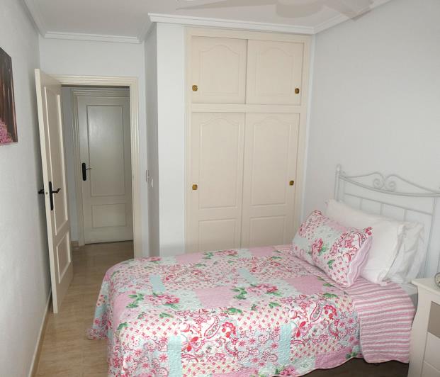 Image No.28-2 Bed Villa / Detached for sale