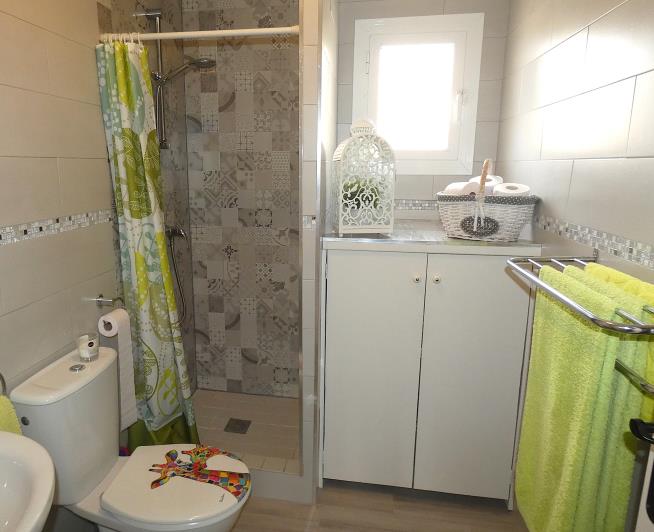 Image No.29-2 Bed Villa / Detached for sale