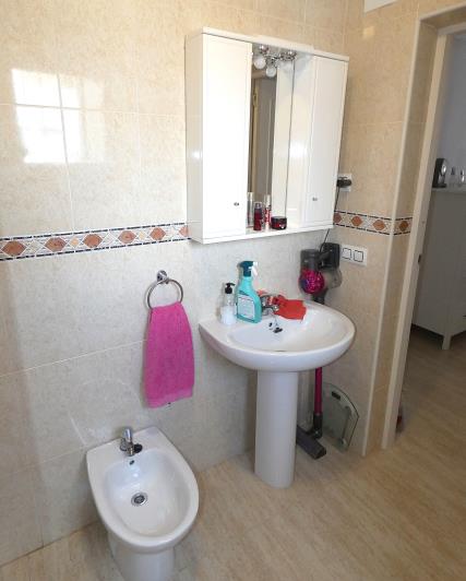 Image No.36-2 Bed Villa / Detached for sale