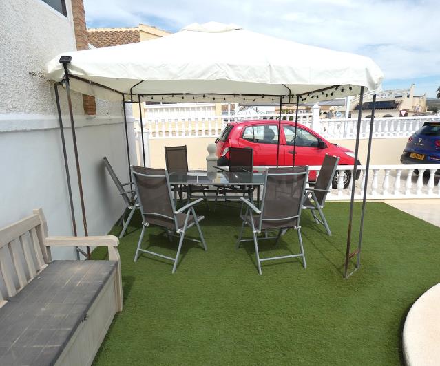 Image No.44-2 Bed Villa / Detached for sale