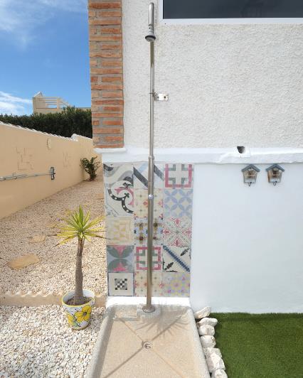 Image No.48-2 Bed Villa / Detached for sale