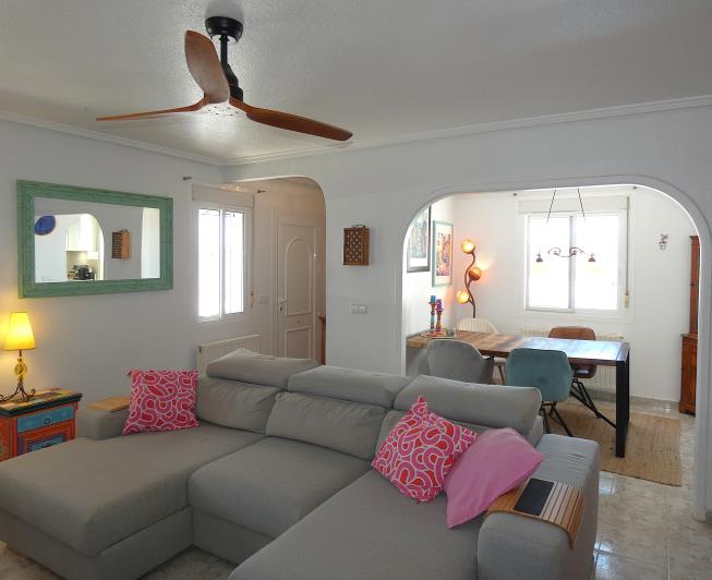 Image No.13-3 Bed Villa / Detached for sale