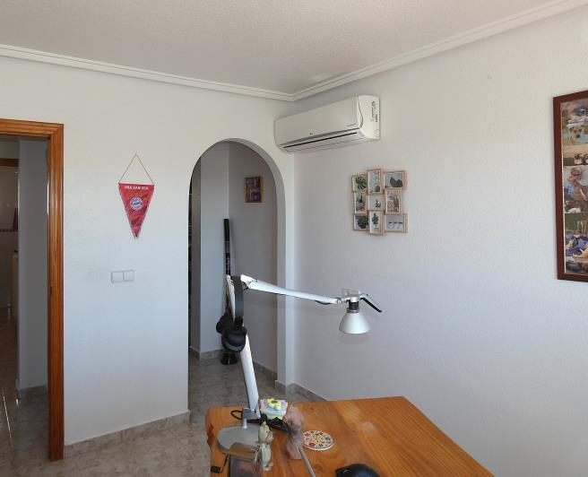 Image No.15-3 Bed Villa / Detached for sale