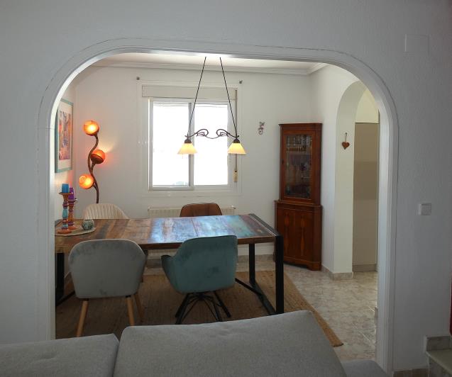 Image No.37-3 Bed Villa / Detached for sale