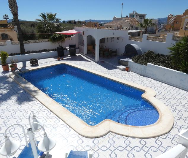 Image No.45-3 Bed Villa / Detached for sale